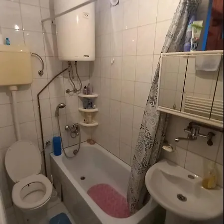 Sedrenik Apartman *