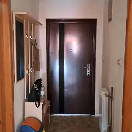 Kwatera prywatna Sedrenik Apartman *